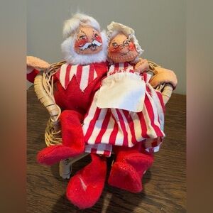 Anna Lee Santa and Mrs. Claus in a Chair